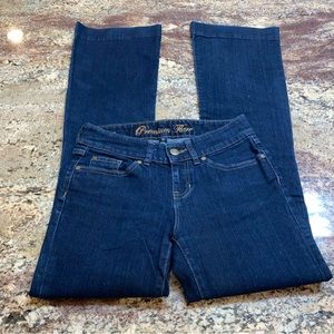 Gap Size 0/25R Premium Flare Dark Blue Jeans